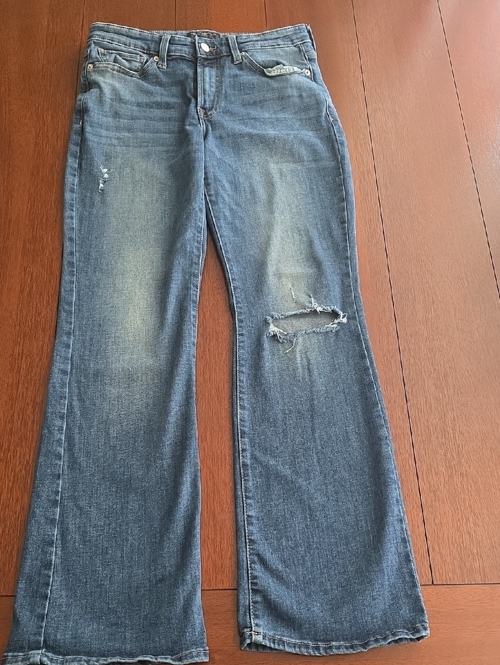 Lucky Brand Women’s Blue Distressed Flare Jeans